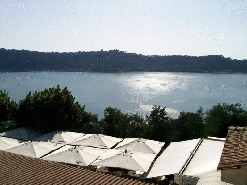 Hotel Villa Degli Angeli Castel Gandolfo Bagian luar foto